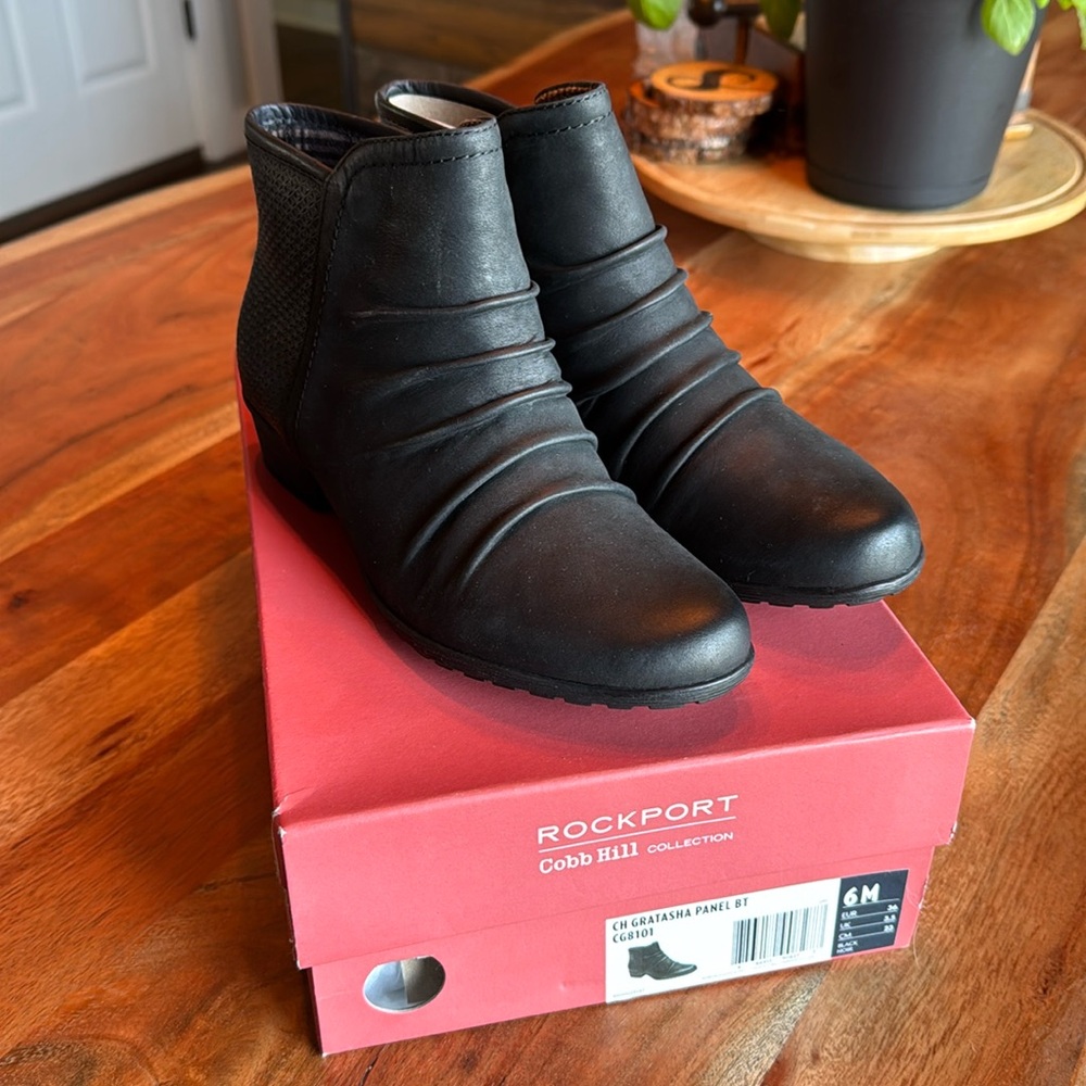 Women’s Rockport gratasha panel boot, black 6m